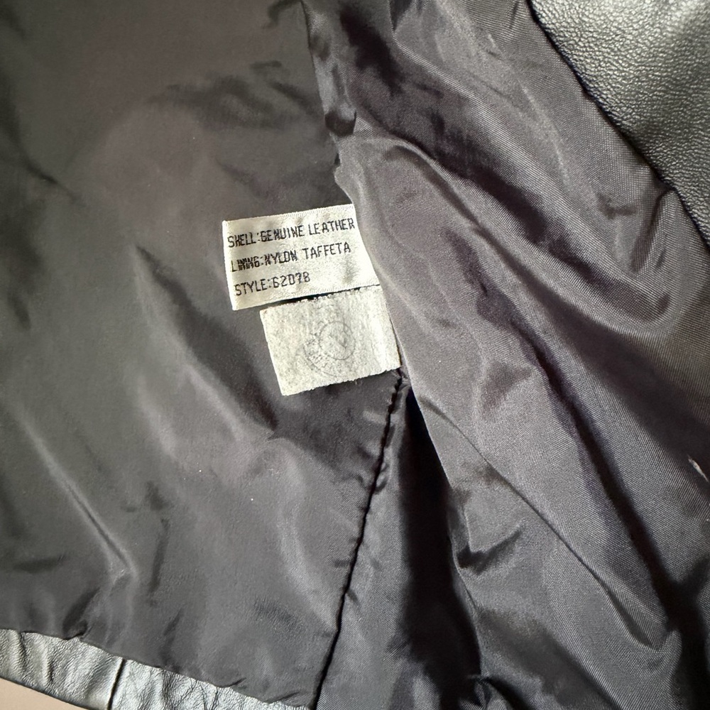 Wilsons Vintage Leather and Suede Black and Gray Women's Moto Jacket - Picture 4 of 9